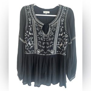 Sugar+L!ps— Embroidered Tiered Tassel Tunic Top, black & white, size SMALL